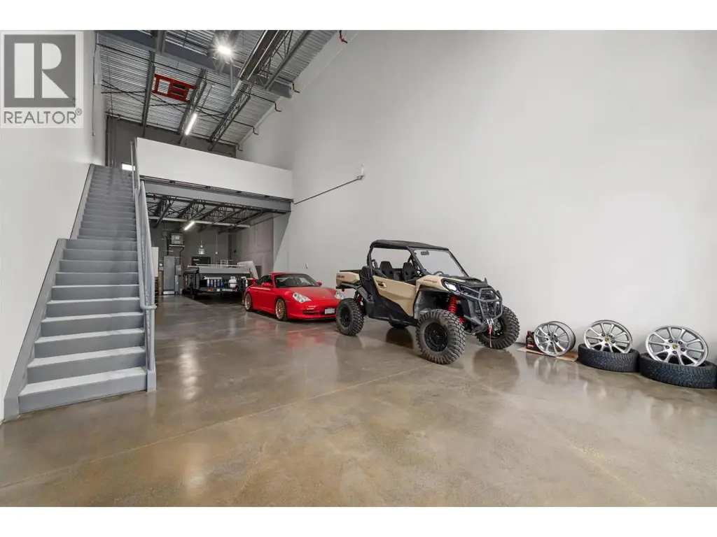 4 7342 Industrial Way, Pemberton